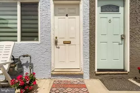 4 Charles Ct, Atlantic City, NJ 08401