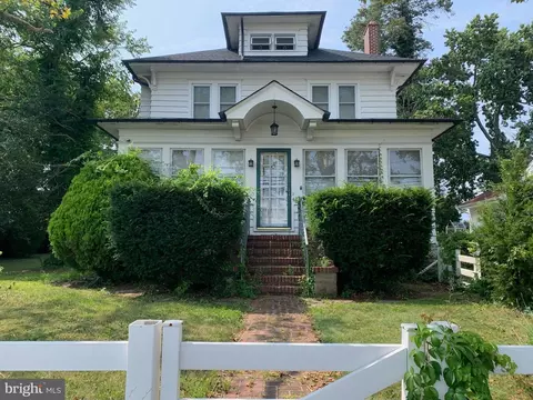 623 Shore Rd, Somers Point, NJ 08244
