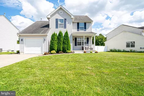 19 Ivystone Dr, Egg Harbor Township, NJ 08234