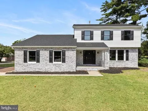 707 Bellevue Ave, Hammonton, NJ 08037