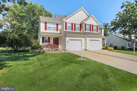 34 Kay Dr, Hammonton, NJ 08037