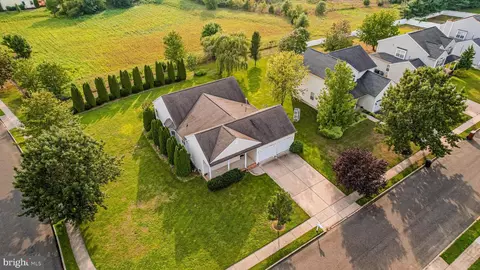 98 Centennial Dr, Hammonton, NJ 08037 photo 4