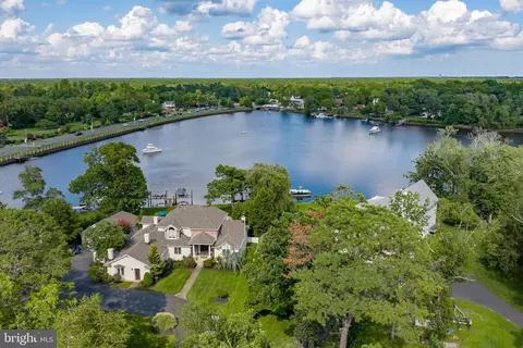 6004 Dannenhauer Ln, Mays Landing, NJ 08330