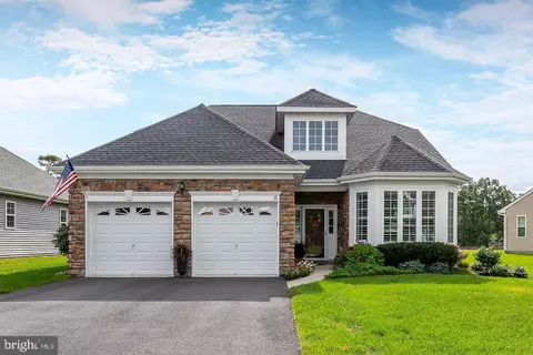 12 Ernst Ct, Mays Landing, NJ 08330
