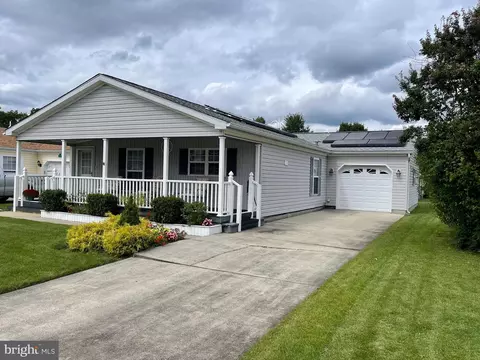112 Medinah Ave, Mays Landing, NJ 08330