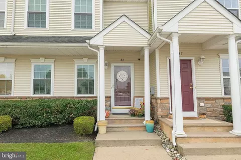 84 Jamestown Blvd, Hammonton, NJ 08037
