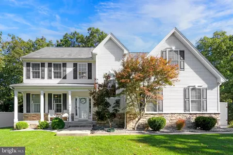 6 Arbor Dr, Egg Harbor Township, NJ 08234