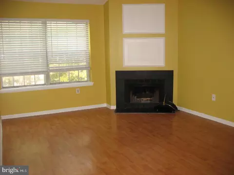 92 Meadow Ridge Rd, Absecon, NJ 08205