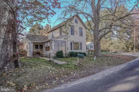 418 Hamburg Ave, Egg Harbor City, NJ 08215