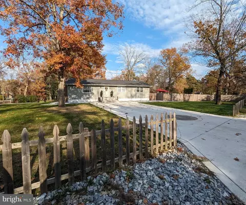 315 Fairmont Ave, Williamstown, NJ 08094