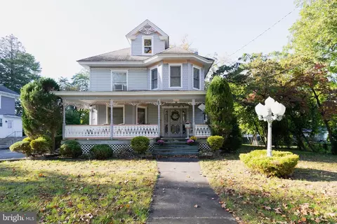 347 Grape St, Hammonton, NJ 08037