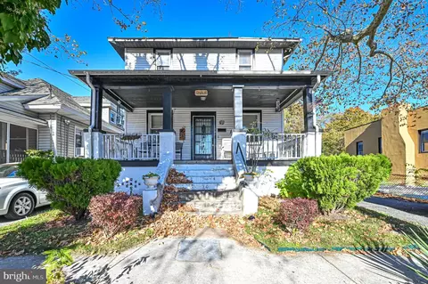 14 Lake Pl, Pleasantville, NJ 08232
