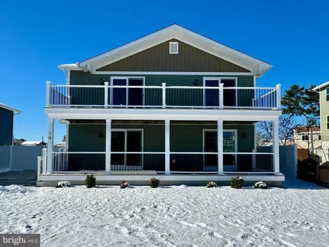 14 Lighthouse Dr #1, Brigantine, NJ 08203