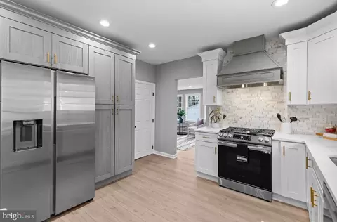 157 Maple St, Hammonton, NJ 08037 photo 12