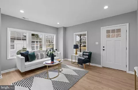 157 Maple St, Hammonton, NJ 08037 photo 3