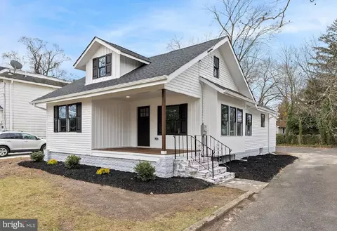 157 Maple St, Hammonton, NJ 08037