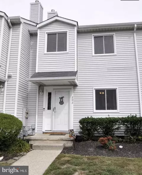 202 Yorktown Blvd, Hammonton, NJ 08037