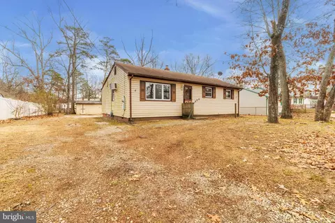 404 Cains Mill Rd, Williamstown, NJ 08094