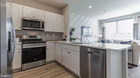 Kitchen - 617 Benjamin Ct, Pleasantville, NJ 08232 photo 4 of 4