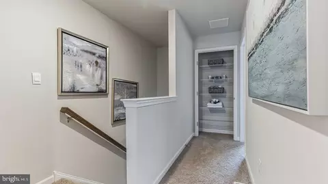 Entry Way - 617 Benjamin Ct, Pleasantville, NJ 08232 photo 2 of 2