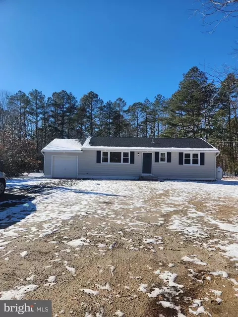 7478 Smith Ave, Mays Landing, NJ 08330