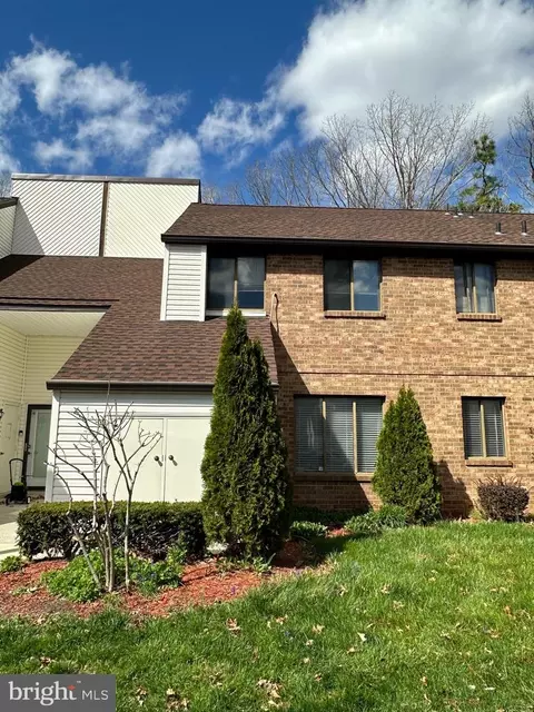 4 Country Magnolia Ln, Egg Harbor Township, NJ 08234