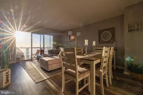 6101 Monmouth Ave #1007, Ventnor City, NJ 08406