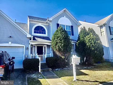802 N Little Rock Ave, Ventnor City, NJ 08406