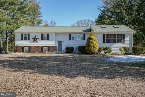 633 N 1st Rd, Hammonton, NJ 08037