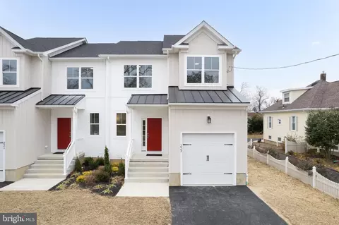 223 Grape St, Hammonton, NJ 08037