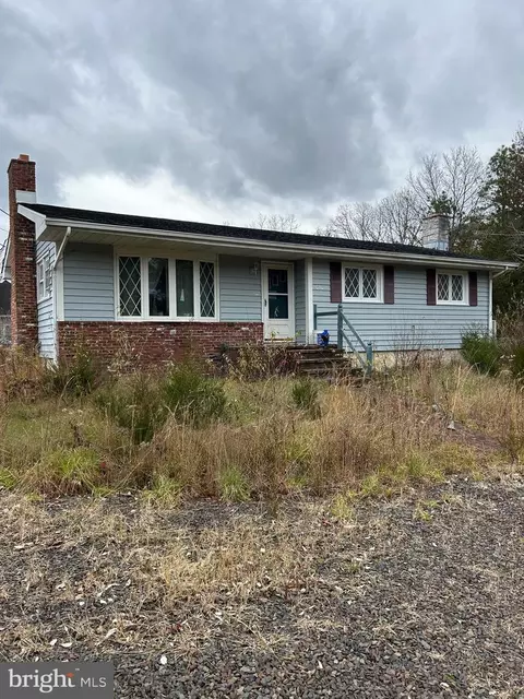 1020 W Duerer St, Egg Harbor City, NJ 08215