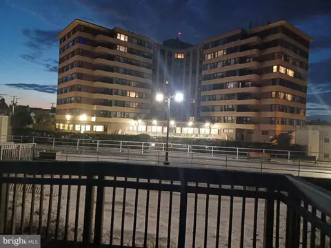 101 Raleigh Ave S #112, Atlantic City, NJ 08401