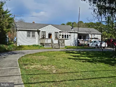 701 Tuckahoe Rd, Vineland, NJ 08360