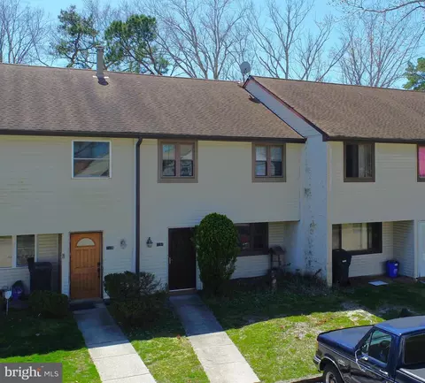 2107 Rhododendron Ct, Mays Landing, NJ 08330
