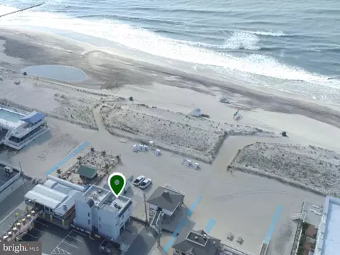 111 S Decatur Ave #A, Margate City, NJ 08402