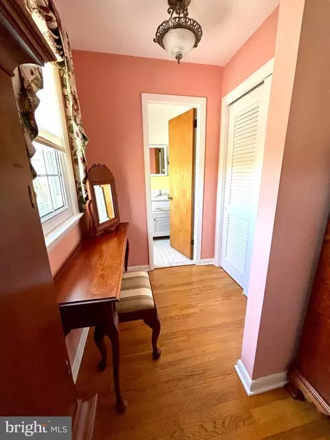 Entry Way - 145 E Weymouth Rd, Buena, NJ 08310 photo 3 of 4