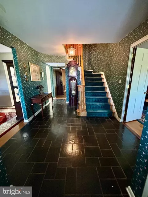 Entry Way - 145 E Weymouth Rd, Buena, NJ 08310 photo 1 of 4