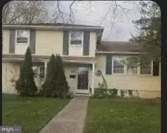 19 E Meyran Ave, Somers Point, NJ 08244
