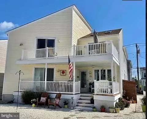 289 40th S #A, Brigantine, NJ 08203