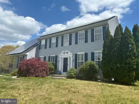 404 Aurora Dr, Egg Harbor Township, NJ 08234