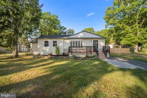 215 Folsom Ave, Egg Harbor Township, NJ 08234