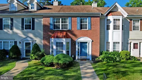 50 Cherokee Dr, Galloway, NJ 08205