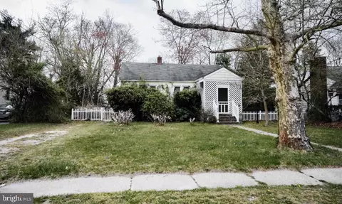 288 Chestnut St, Hammonton, NJ 08037 photo 1