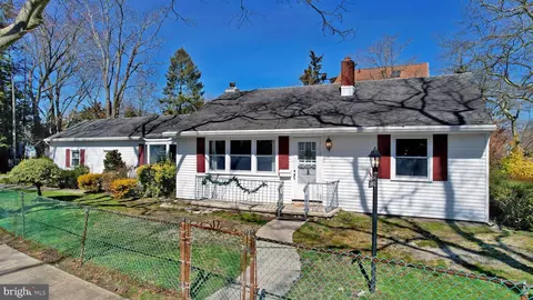101 W Dawes Ave, Somers Point, NJ 08244