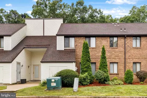 20 Country Cedar Ln, Egg Harbor Township, NJ 08234