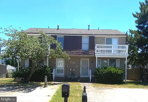 702 Lagoon Blvd, Brigantine, NJ 08203