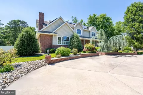 129 Cumberland Rd, Vineland, NJ 08360