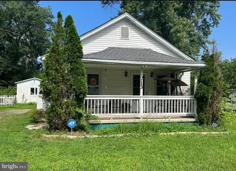 713 Cincinnati Ave, Egg Harbor City, NJ 08215