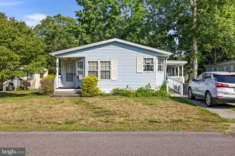 35 Mullica Way, Egg Harbor City, NJ 08215