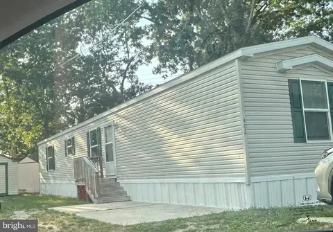 2501 Hilton Rd UNIT 402, Egg Harbor Township, NJ 08234
